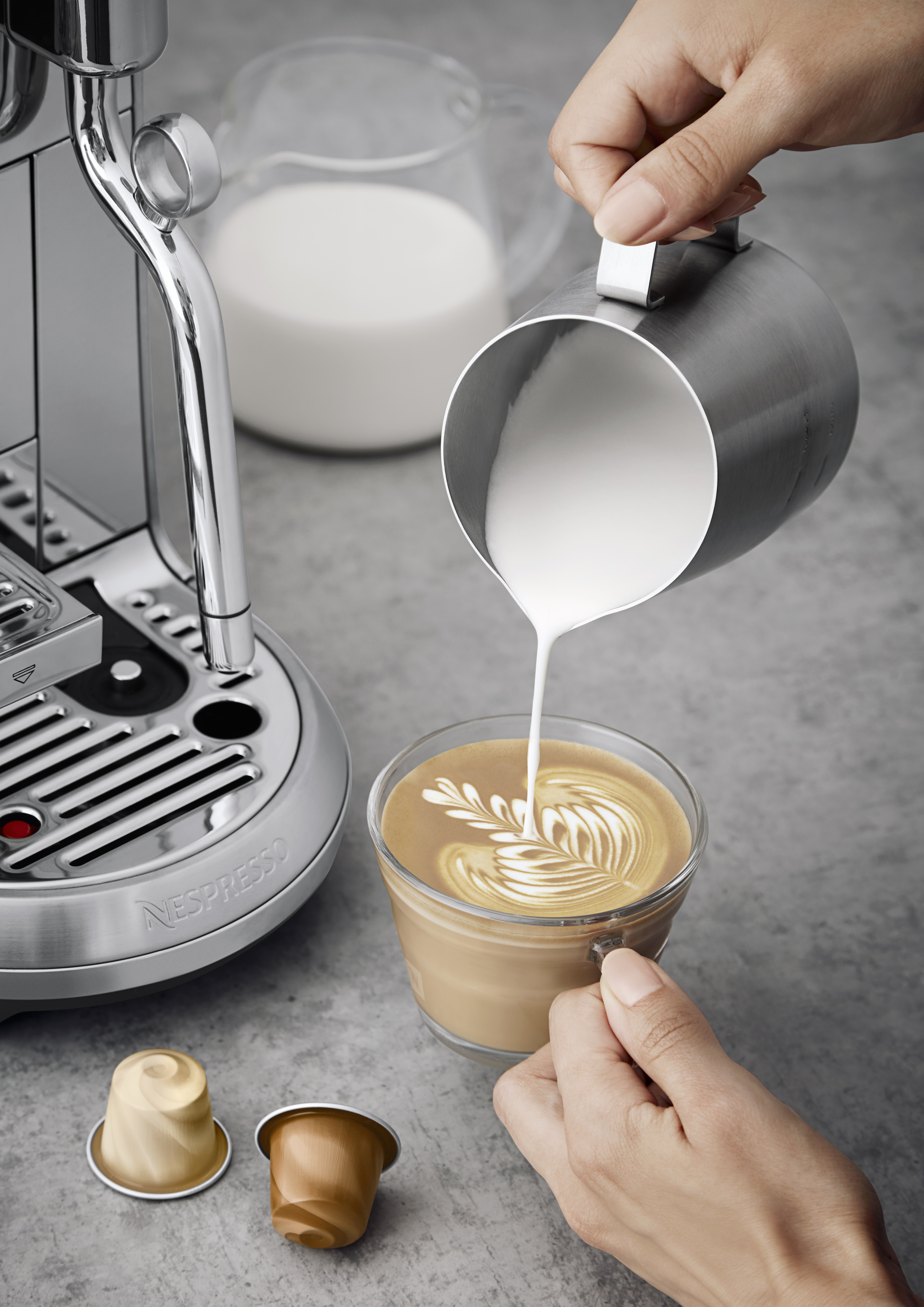 CREATISTA MILK JUG Product Scenic