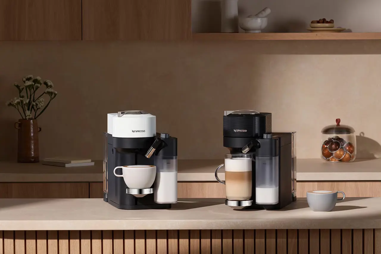 Vertuo Lattissima Black Product Scenic